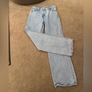 Abercrombie Curve Love High Rise 90s Relaxed Jean - Light Wash